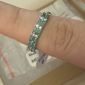 Beautiful Bomb Party Size 9 ring lab created teal ice crystal